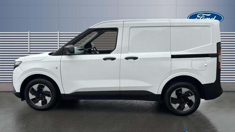 Ford Transit Courier E-Transit Courier 100kW 43kWh Trend Van Auto